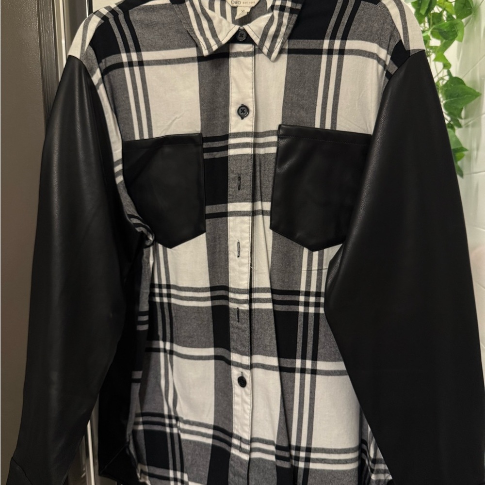 Cato Black and White Plaid Women's Button Down Shirt